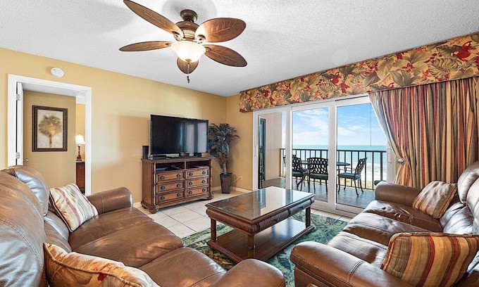 Indian Rocks Beach Condo | Unforgettable Ocean Views from the Top Floor Suite