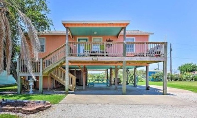 Port O Connor House | Family-Friendly "REEL CATCH" Near Beach & Fishing Hotspot