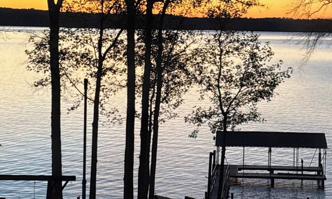 Fort Gaines House | Lakefront Retreat at Reel Livin' on Lake Eufaula