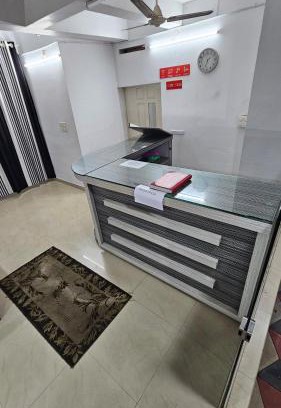 Alwaye Hotel | Budget-Friendly Stay at Reem Airport Residency Cochin