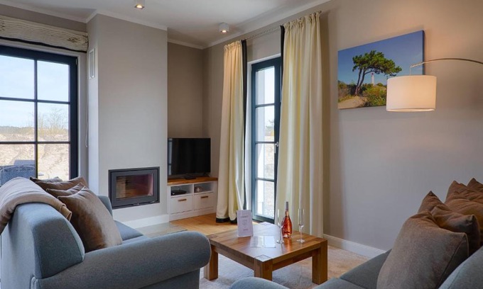 Dranske House | Guest Rated 10/10: Reetland am Meer with Pool & Sauna