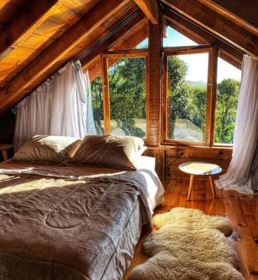 Bom Retiro Ski Chalet | Guest Rated 9.9: Refúgio Capitão Semente Awaits You