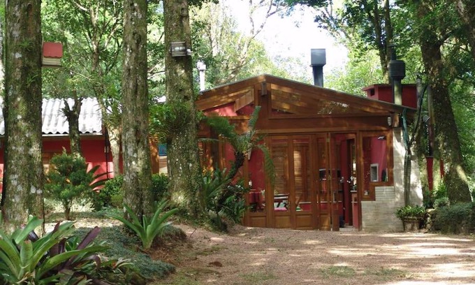 Sao Francisco de Paula House | Nature Retreat: Guest Rated 10/10 with Family-Friendly Amenities