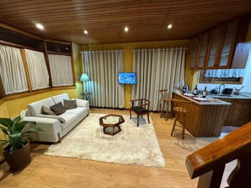 Vila Britania Ski Chalet | Unforgettable Stay at Refúgio da Mantiqueira – 10/10 Rated!