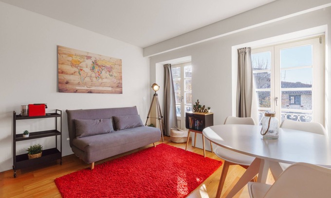 Old Town Apartment | Explore Sé Apartamentos: Refúgio da Muralha Retreat