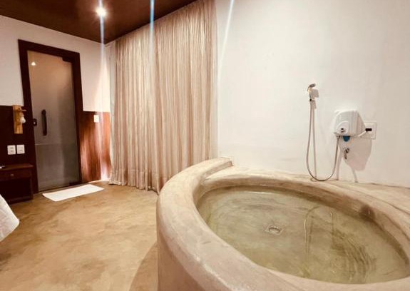 Floresta Velha House | Pet-Friendly Haven: Refúgio da Rita with Breakfast & Kids