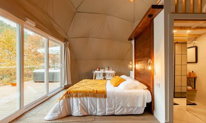 Molares Cabin | Discover Refúgio das Poldras: Rated 9.8 with Hot Tub & More