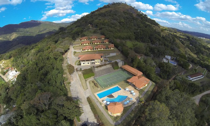 Vila Helena Hotel | Explore Refúgio do Saci Hotel: Pool, Spa & Family Fun