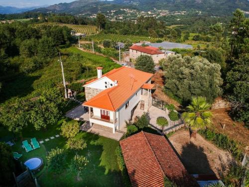 Vila Verde House | Experience Refúgio dos 3 Passos: Guest Rated 9.7/10