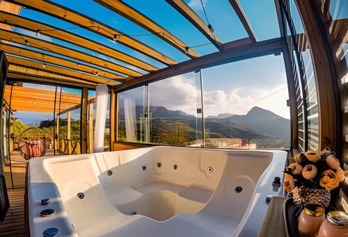 Alfredo Wagner House | Experience Refugio Mirante da Montanha: Guest Rated 9.8