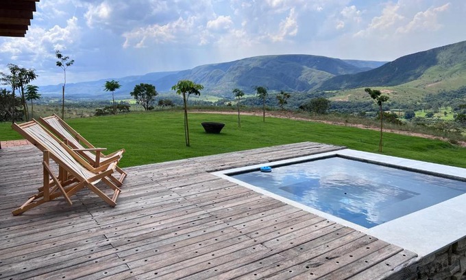 Delfinopolis House | Relax at Refúgio Morro Alto: 4-Star Family-Friendly Retreat