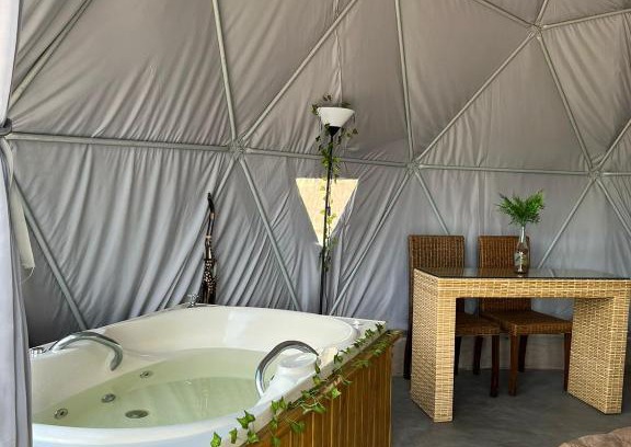 Salesopolis Other | Explore Nature at Refúgio Santa Helena - Domo Safari Stay
