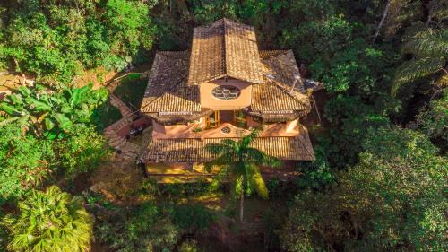 Mairipora House | Experience Refúgio Terracota: A Unique Bioconstructed Haven