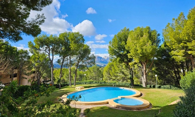 Altea la Vella Apartment | Scenic Sea Views at Altea and Albir with Spa & Breakfast