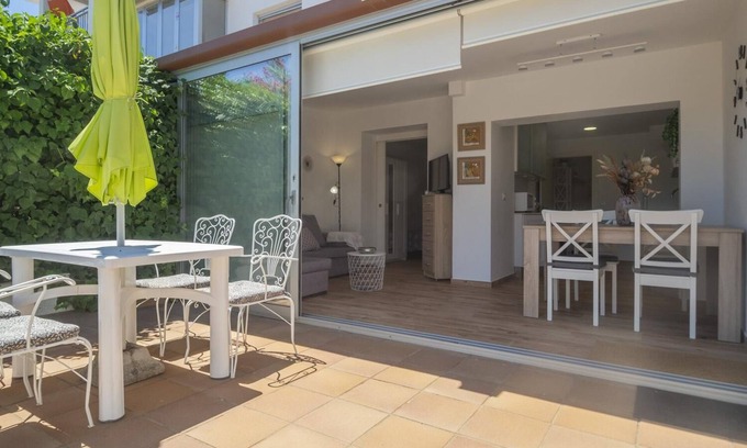 L'Escala Apartment | Renovated Figueres Apartment for Couples, Steps from the Beach