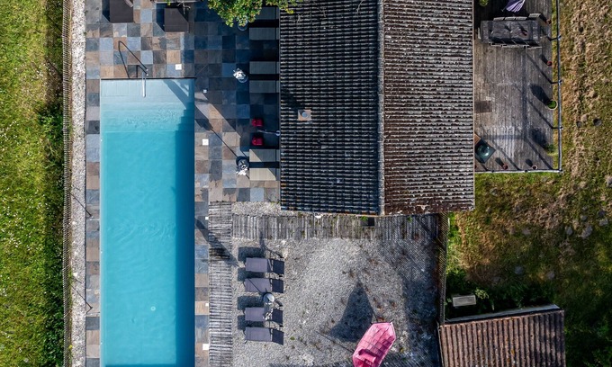 Mareuil en Perigord House | Elegant 7-Bedroom Retreat with Pool and Scenic Views