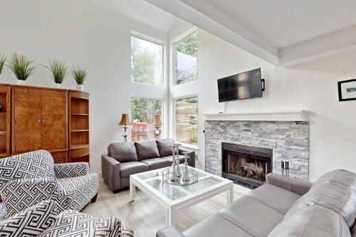 University Area House | Reflection Manor
