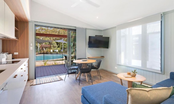 Hawks Nest Resort | Cozy Reflections Jimmys Beach - Family-Friendly Holiday Park