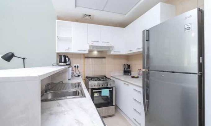 Business Bay Apartment | Elegant 5-Star Studio in Downtown Dubai with Breakfast