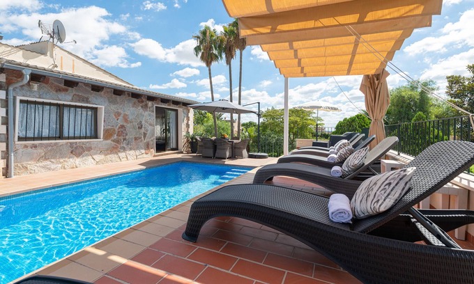 Lloseta Villa | Refugi de les Aguïles: Relaxing Villa with Private Pool