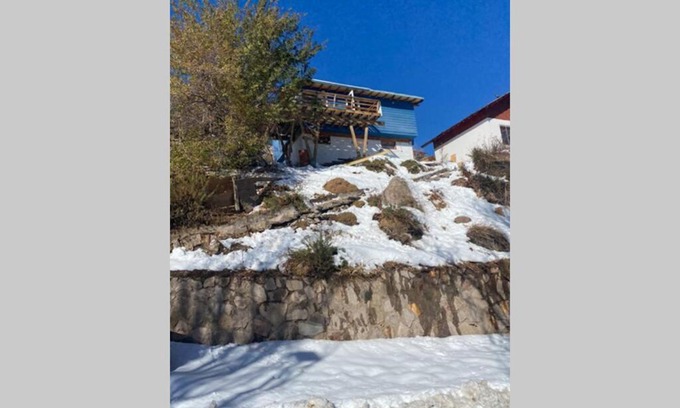 Farellones House | Comfortable Retreat in Farellones for Families to Enjoy