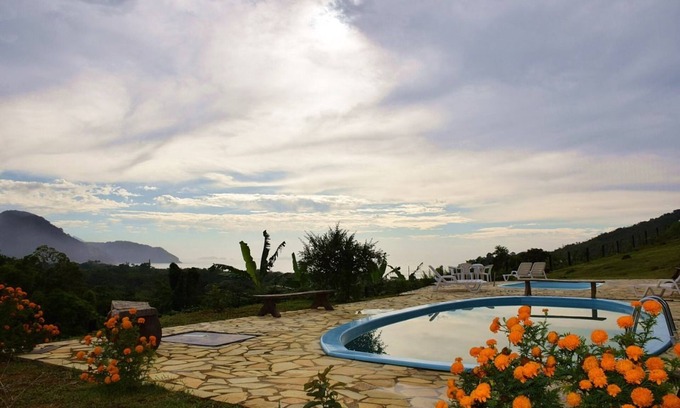 Itamambuca Hotel | Explore Refugio de Itamambuca: Family-Friendly Retreat