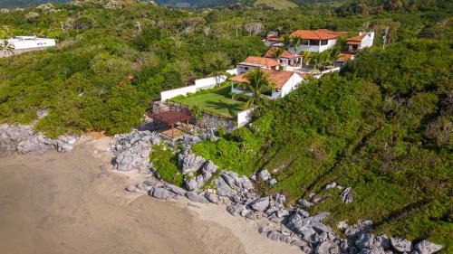 Zihuatanejo de Azueta House | Oceanfront Retreat at Refugio de Piedra - Troncones