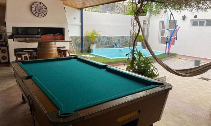 Posadas Apartment | Discover Refugio El Jazmín: Family-Friendly with Pool