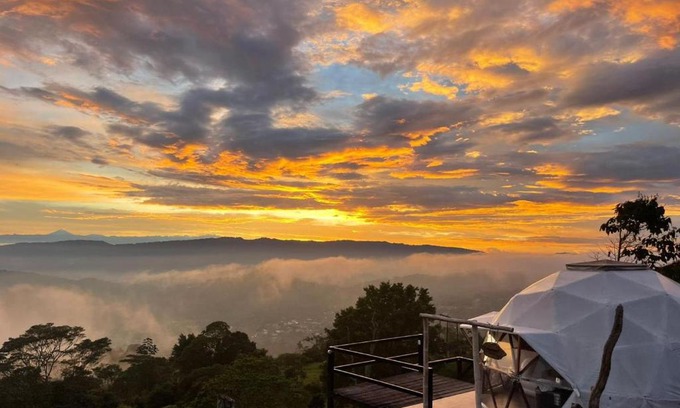 Tena Other | Beautiful Refugio Mirador del Ocaso with Hot Tub & Breakfast
