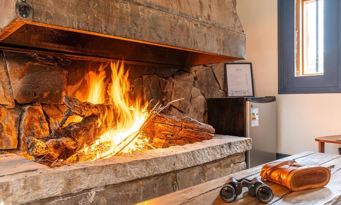 Lo Barnechea Cabin | Discover Refugio Pochoco: Family-Friendly Mountain Lodge