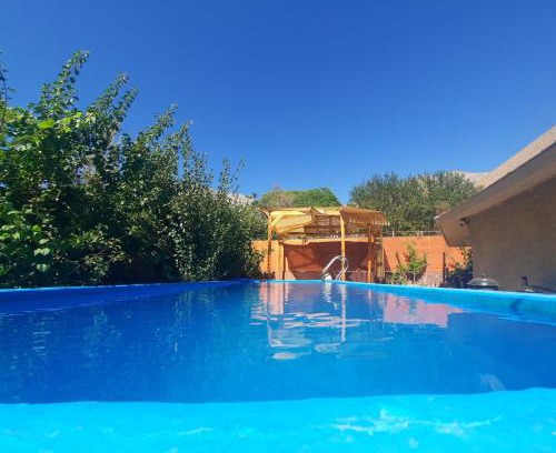 Pisco Elqui House | Refugio Renacer: Pet-Friendly Haven with Pool & High Ratings