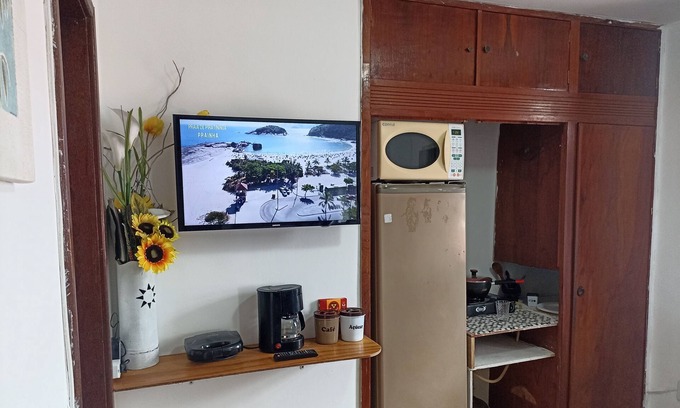 Piratininga Apartment | Discover Refugio Suíte Independente, Steps from Piratininga Beach