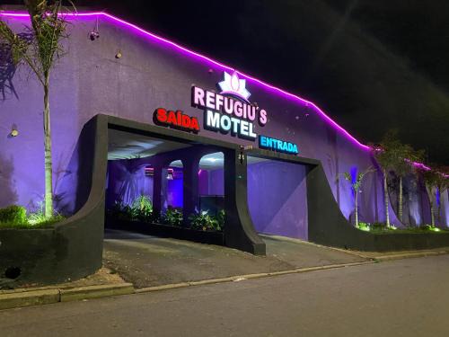 Sao Paulo Hotel | Discover Refugius Motel: Guest Rated 8/10 with Hot Tub