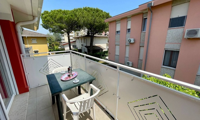 Porto Santa Margherita Apartment | Stylish Refurbished Flat with Spa and Pet-Friendly Options