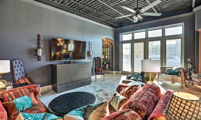 Yankton Apartment | Regal River Retreat: Relaxing Spa Getaway in Yankton!