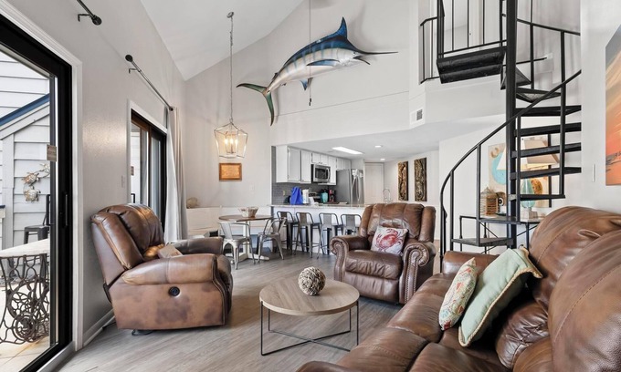 Gulf Shores Condo | Regatta 305 C: Ideal Oceanfront Escape for Your Beach Trip!