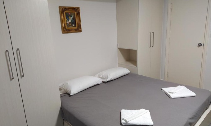 Adelaide Central Business District Apartment | Comfortable Regency Apartments in Adelaide with Kitchen Access