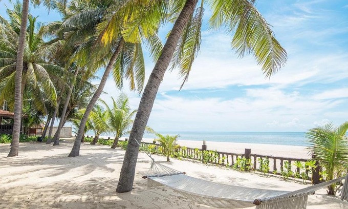 Cha-am Resort | Elegant Regent Chalet in Hua Hin with Ocean View & Pool