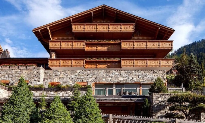 Rougemont Ski Chalet | Regent Retreat Summar