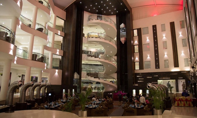 Bharuch Hotel | Comfortable Stay at Regenta Central Harimangla - 4 Star