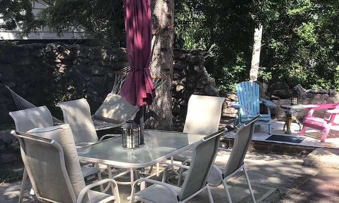 Regina Beach House | Regina Beach 2 Bdrm Home with Oceanfront Views & Pet Friendly