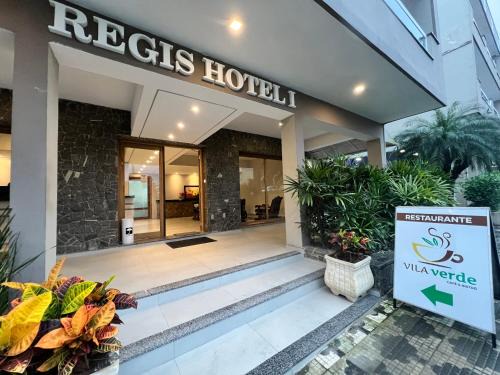 Registro Hotel | Regis Hotel: Accessible Comfort with Breakfast Included