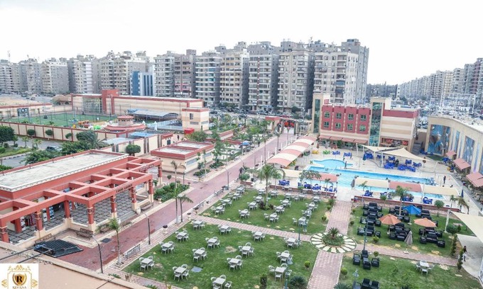 Nasr City Hotel | Rehana Resort: Family-Friendly Retreat with Pool & Breakfast