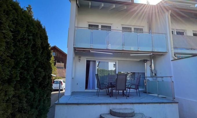 Kempten House | Cozy Reiheneckhaus with Garden & Terrace near Nature