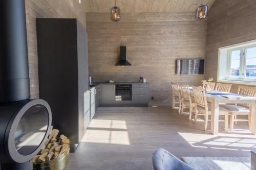Moskenes House | Experience Reine Seaview Cabin: Rated 9.7/10, Child Friendly