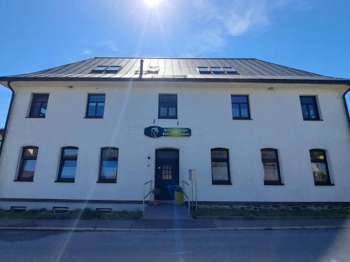 Hohenluftkurort Grunbach House | Pet-Friendly Stay at Reiterhof & Pension Lienemann, Rated 8.3