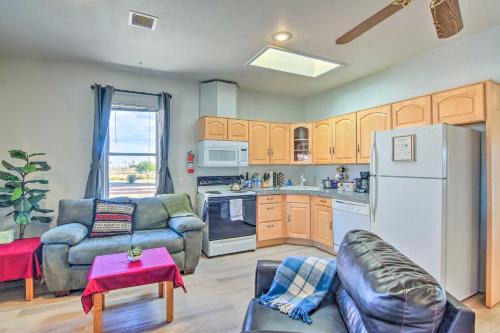 Eleven Mile Corner Apartment | Relaxing Retreat in Prime Eloy Location with Family Amenities