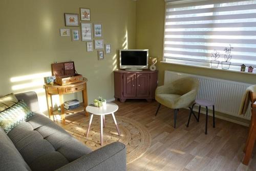 Schoorldam Resort | Rekerlanden 257 - Family-Friendly Stay with Dining Options