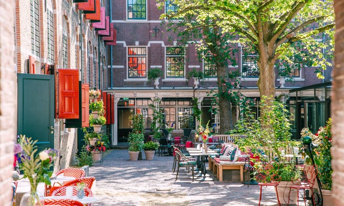 Gouda Hotel | Explore Weeshuis Gouda: 4-Star Stay with Spa & Dining