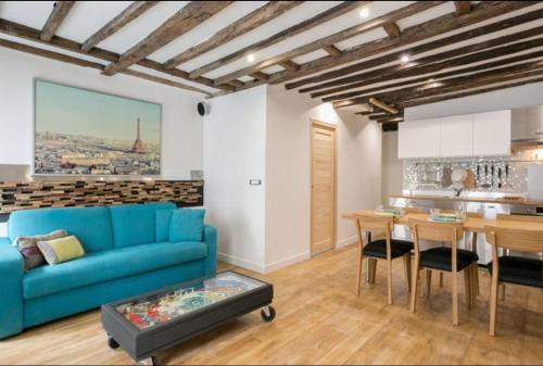 Grenelle House | Charming Relais Cocorico Apartment Near Eiffel Tower
